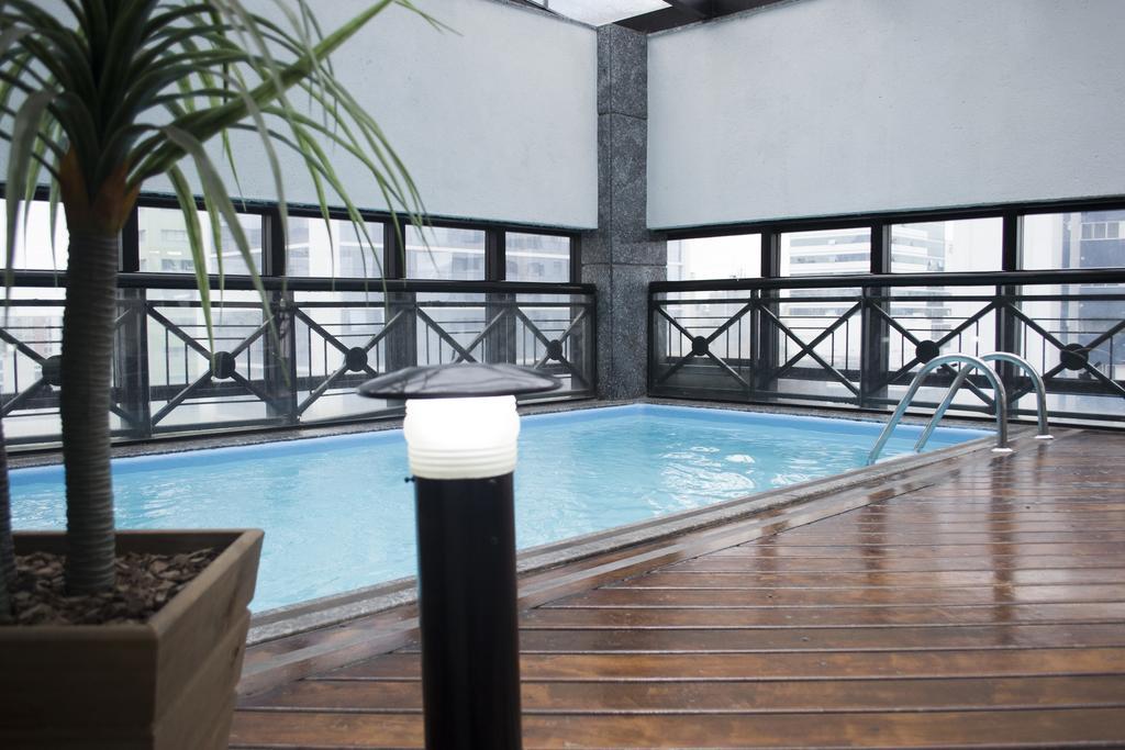 Mercure Curitiba Centro Exterior photo