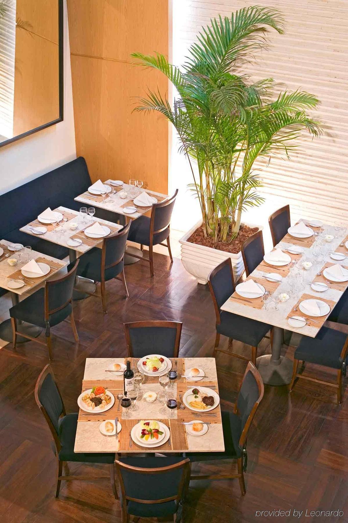 Mercure Curitiba Centro Exterior photo